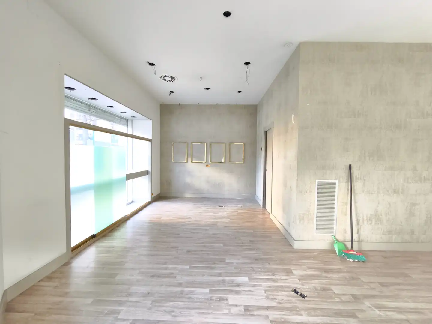 Local comercial en venta en Centro, imagen 2