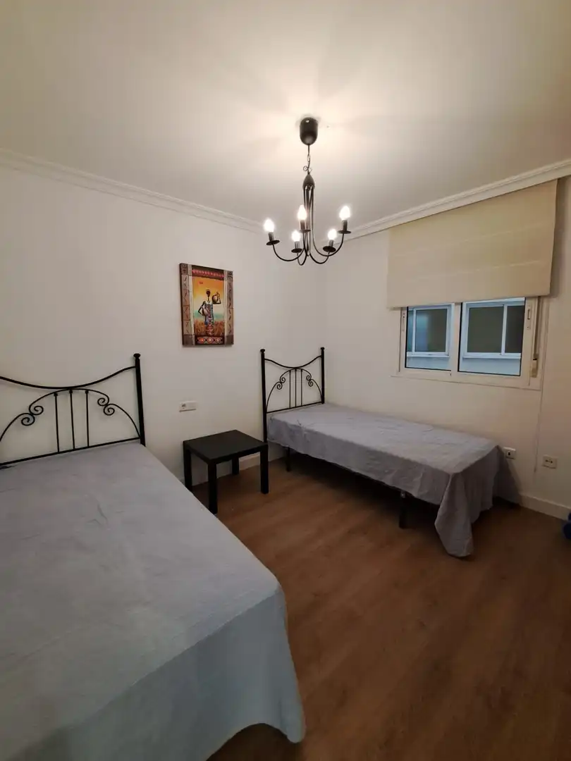 Bedroom of Flat for rent in Algeciras  with Air Conditioner, Furnished and Pets allowed