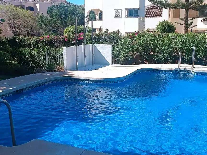 Piscina de Apartament en venda en Marbella amb Aire condicionat, Piscina i Balcó