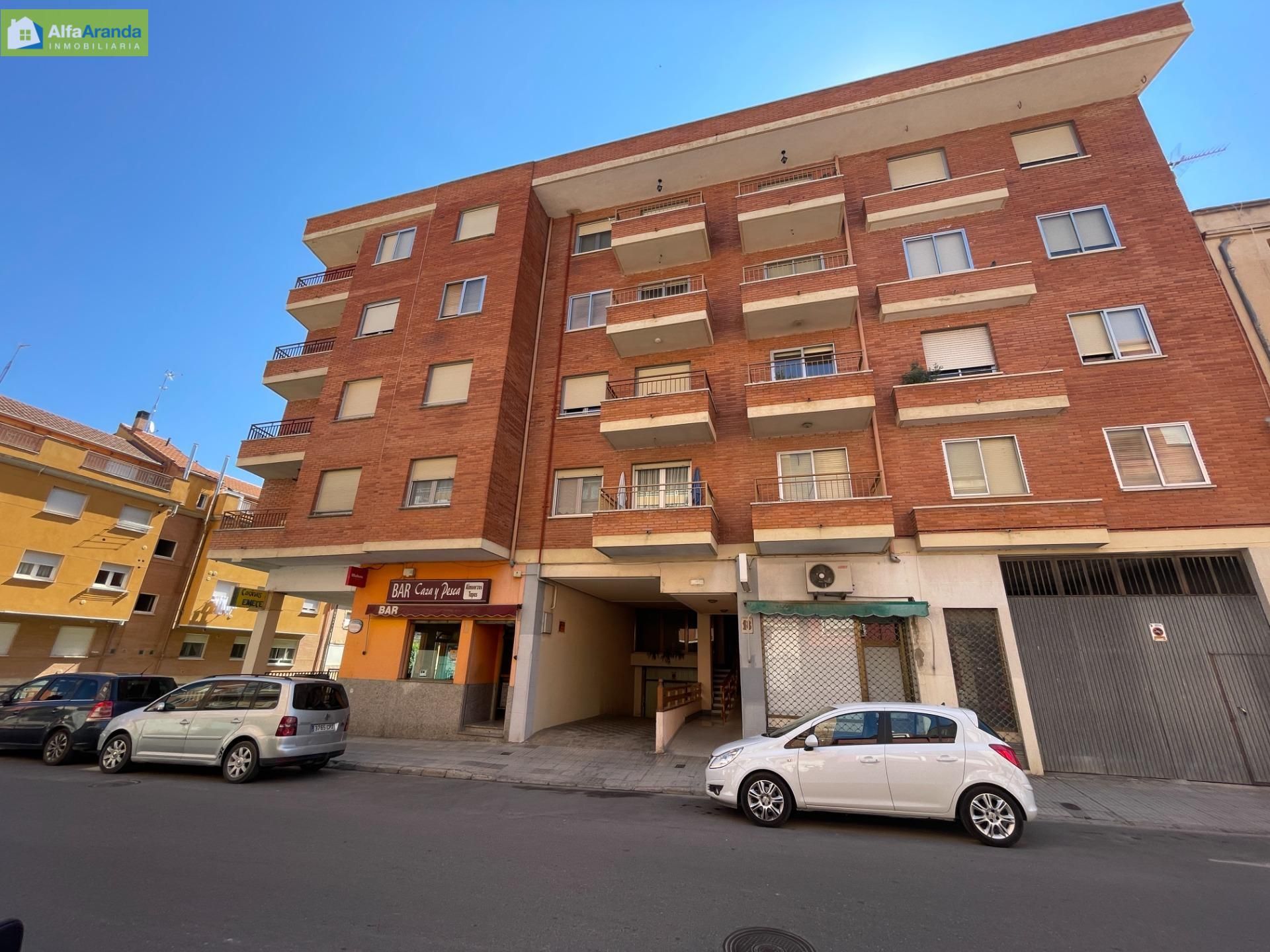 Vista exterior de Pis en venda en Aranda de Duero amb Calefacció i Traster