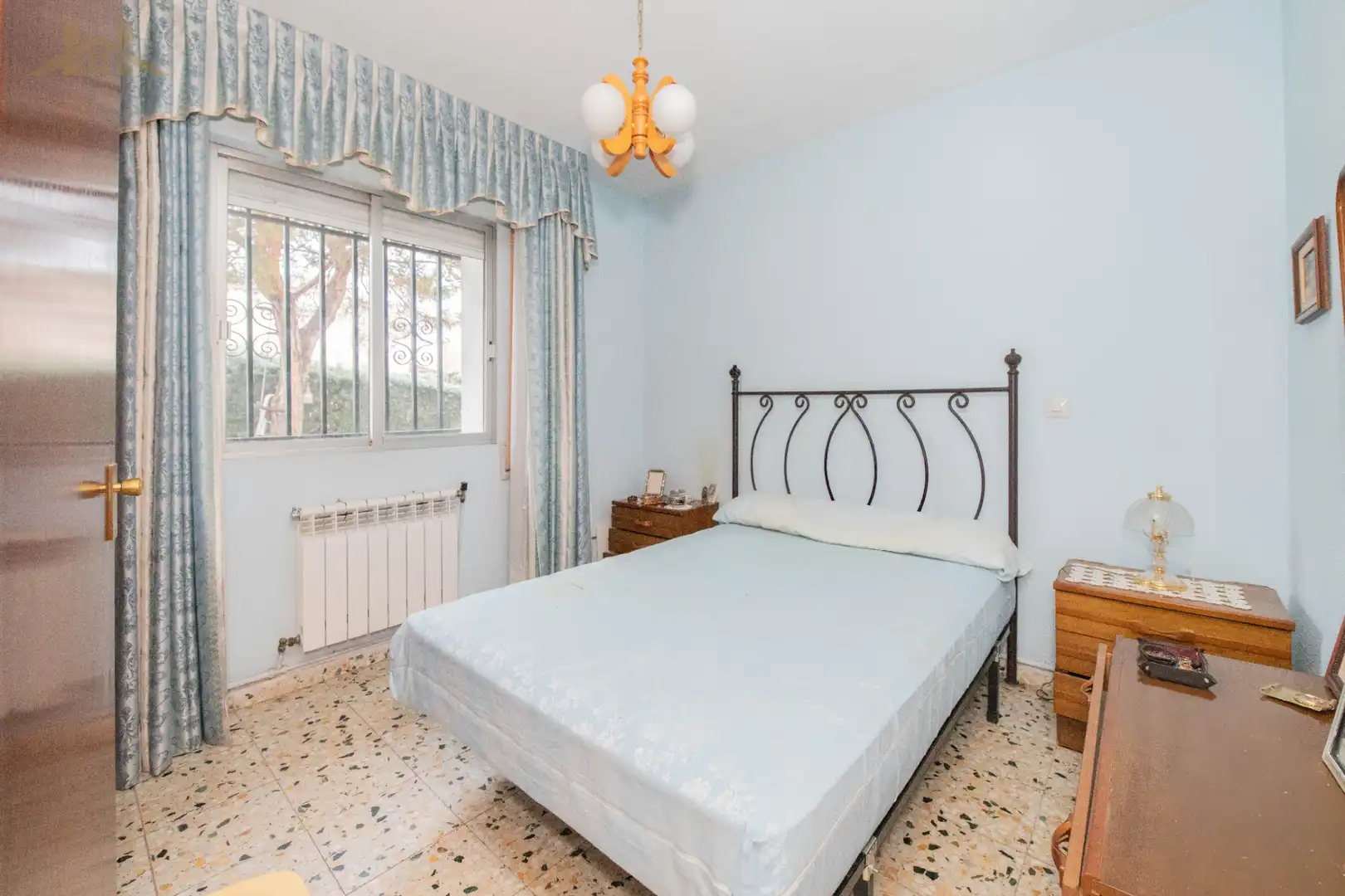Dormitori de Casa o xalet en venda en Villanueva de la Cañada amb Calefacció, Jardí privat i Piscina