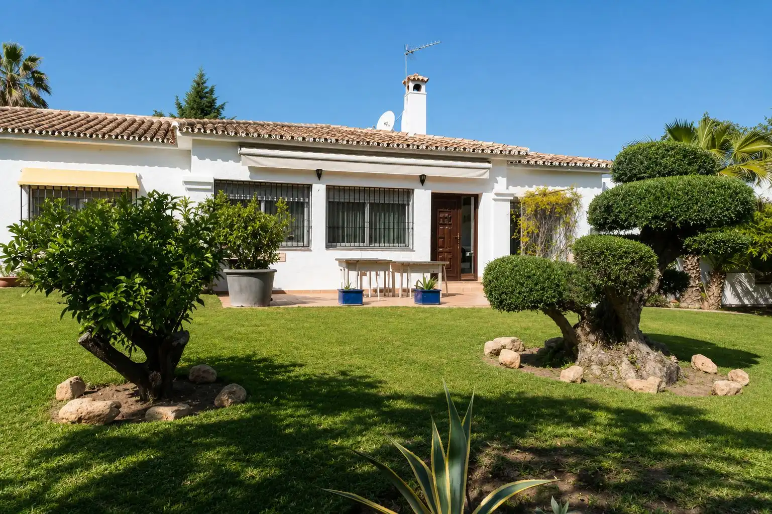 Detached house with pool for sale in San Pedro de Alcántara, imagen 3