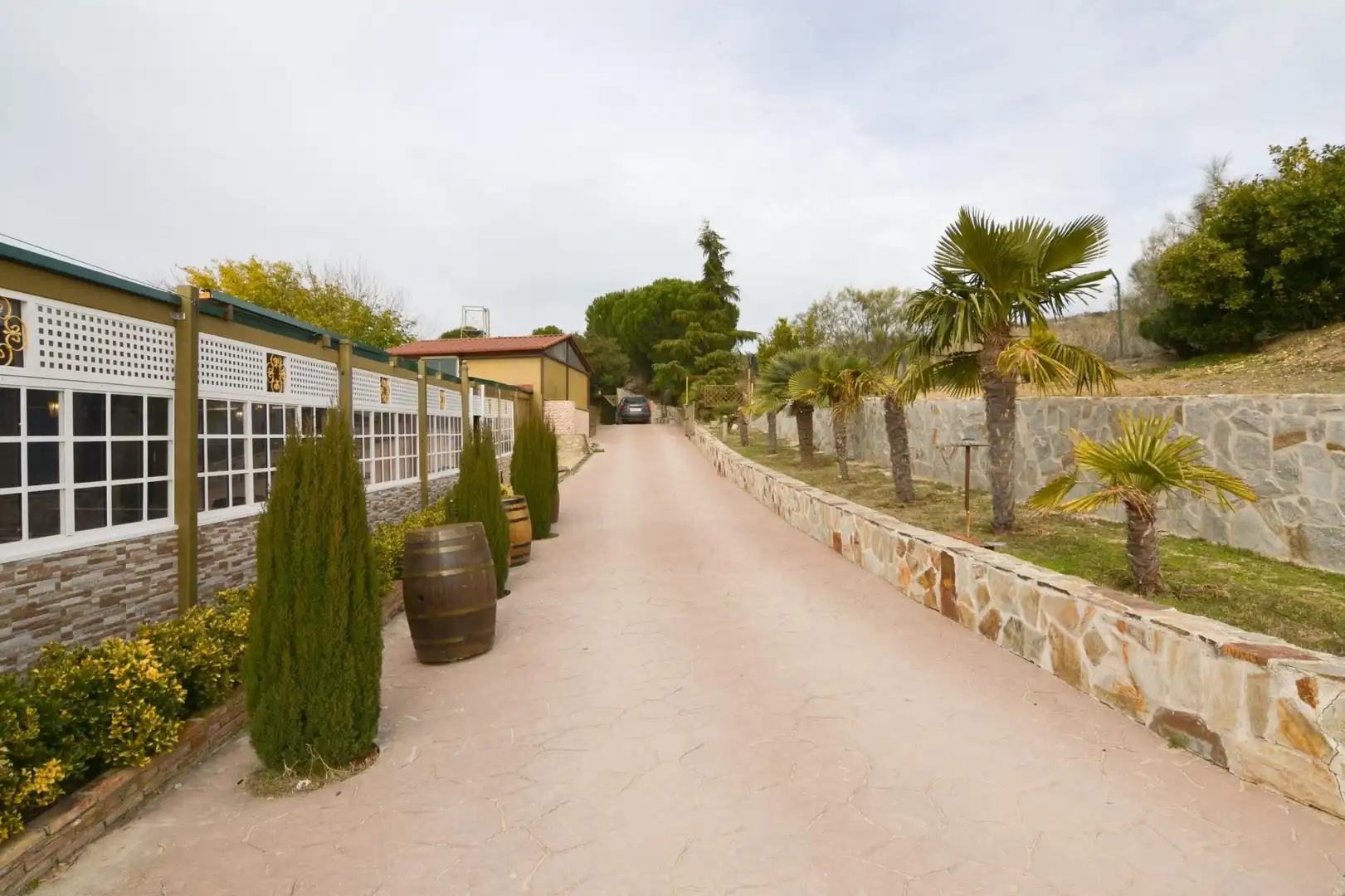 Vista exterior de Casa o xalet en venda en Navalcarnero amb Terrassa, Traster i Piscina