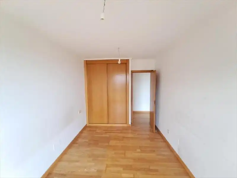 Habitación de Piso en venta en A Guarda   con Trastero y Alarma