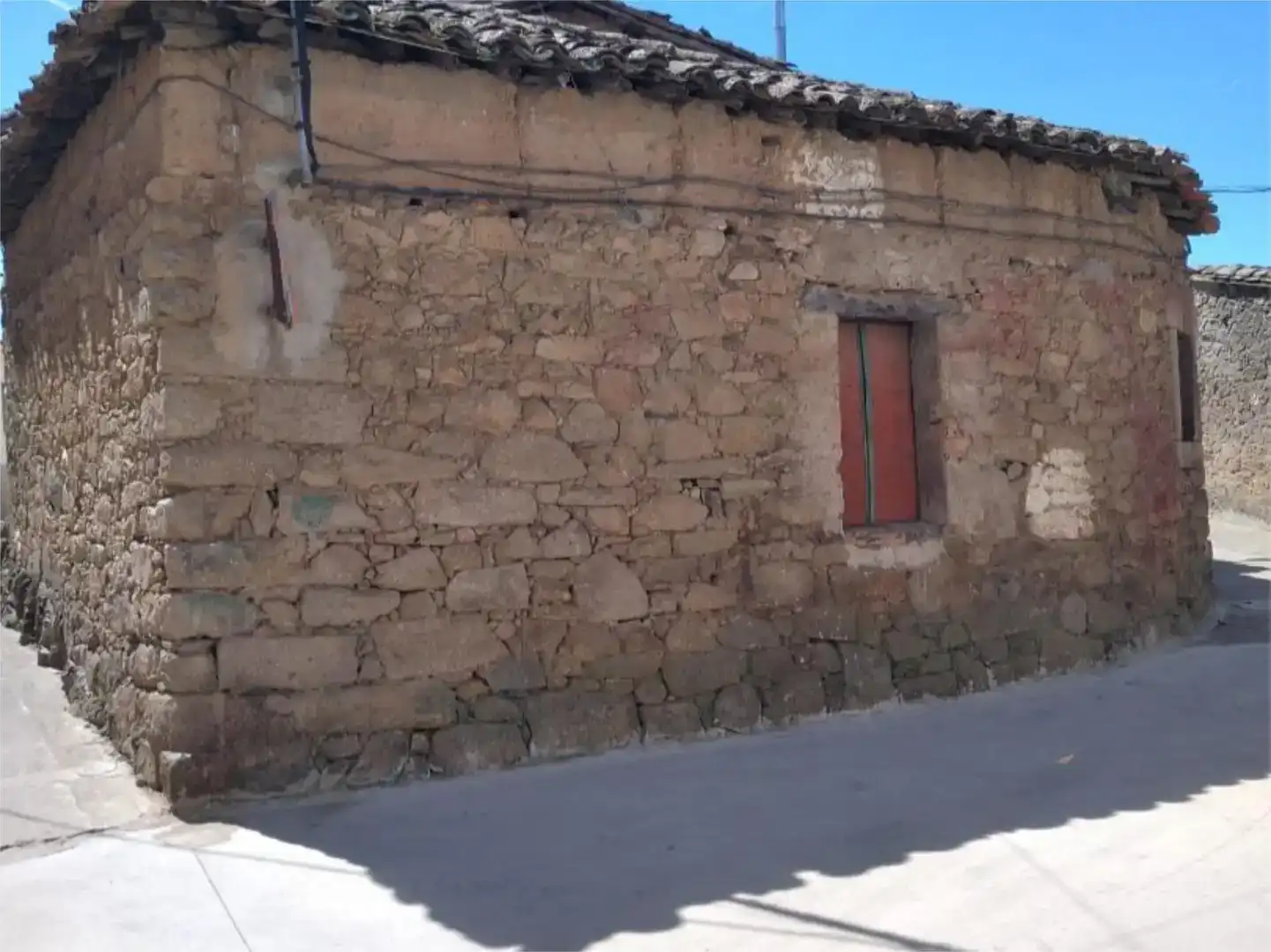 Vista exterior de Local en venda en Guijo de Galisteo, Cáceres
