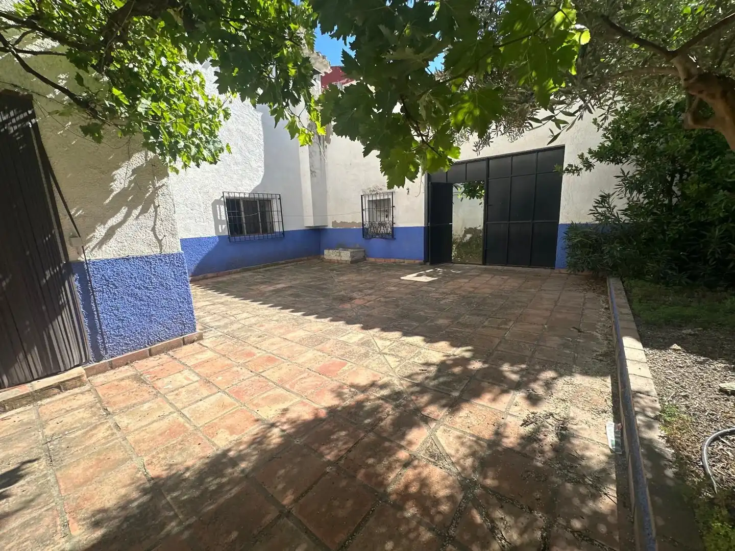 Exterior view of Houses for sale in Argamasilla de Alba  with Balcony