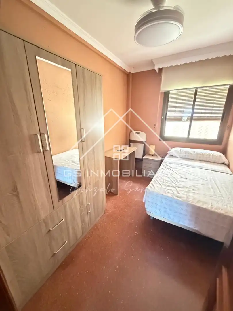 Bedroom of Flat for rent in Lucena