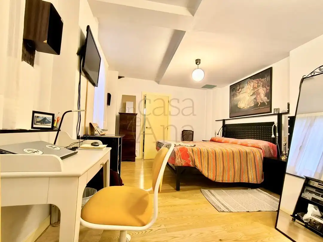 Habitación de Piso en venta en Bilbao  con Calefacción, Terraza y Balcón