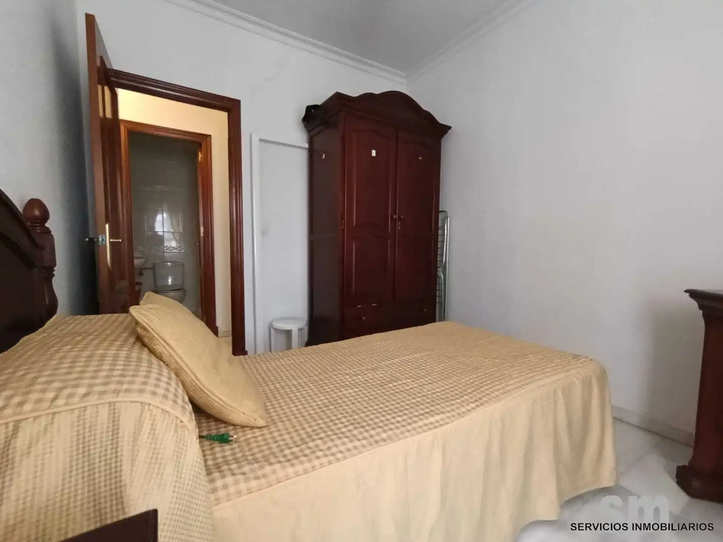 Bedroom of Flat for sale in Ubrique  with Air Conditioner and Heating