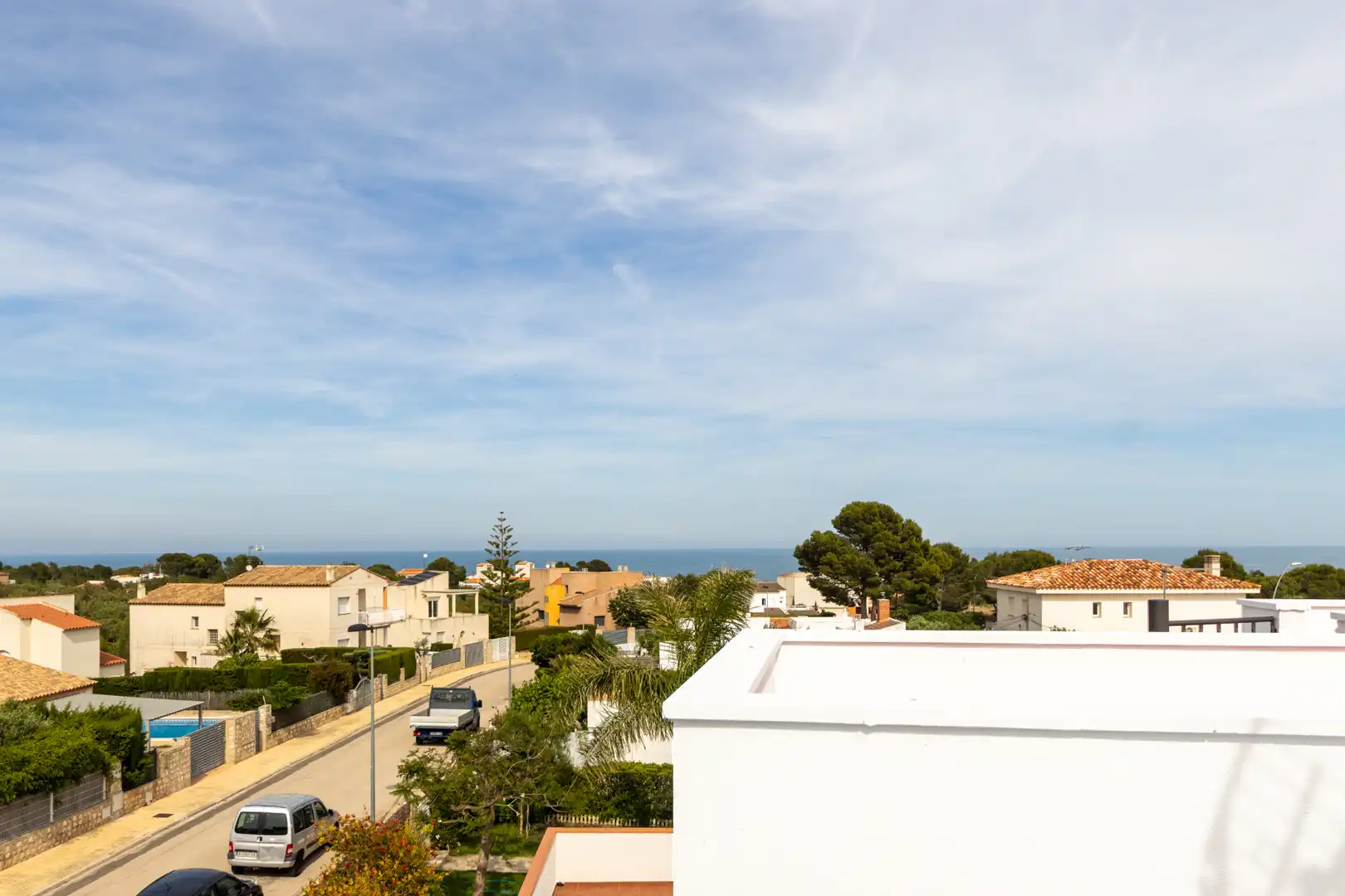 Vista exterior de Casa adosada en venda en L'Ametlla de Mar  amb Jardí privat, Terrassa i Piscina