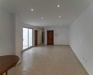 Attic to rent in Alhaurín El Grande  with Terrace, Storage room and Balcony