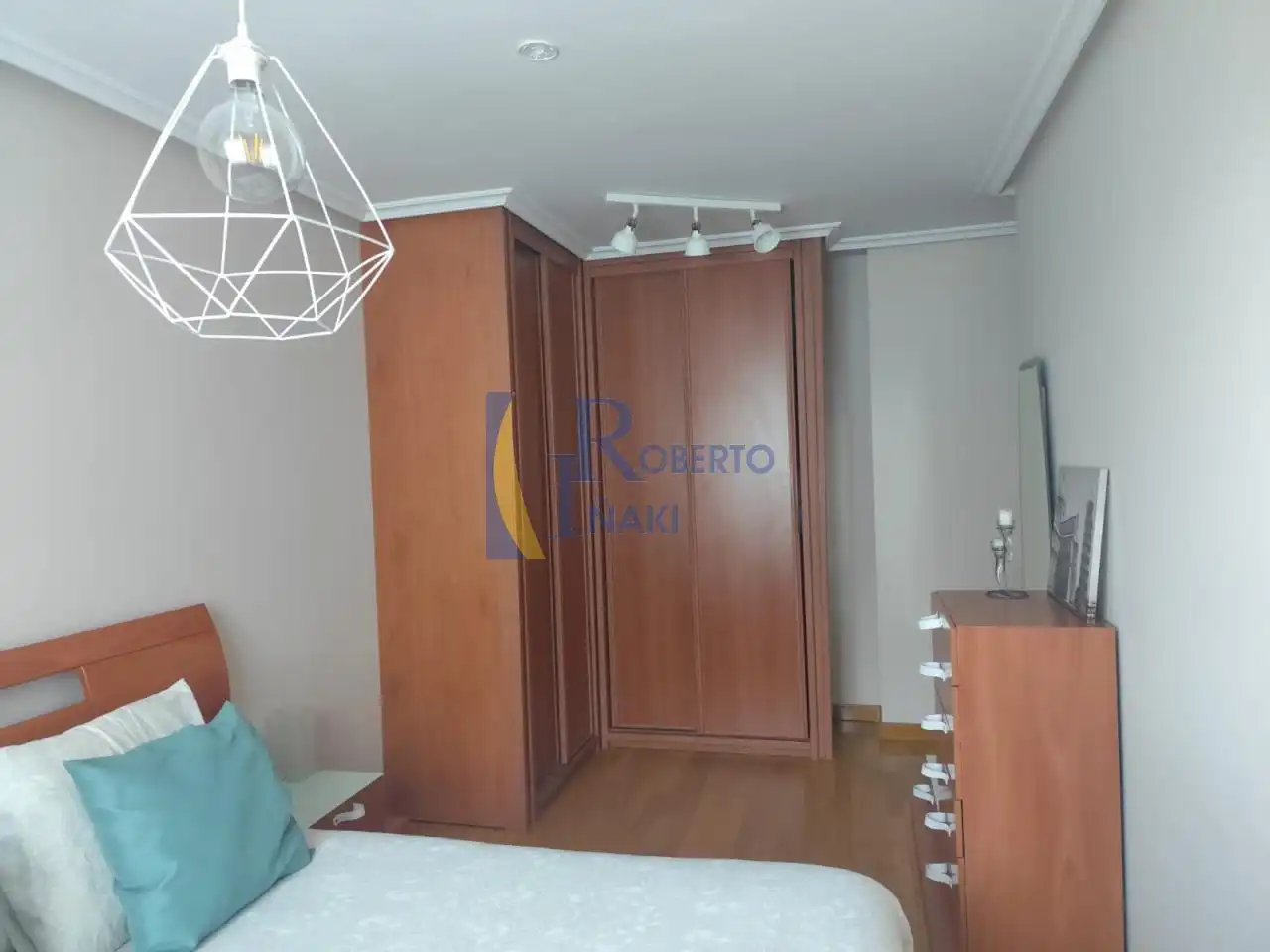Bedroom of Flat for sale in Valencia de Don Juan  with Heating, Terrace and Storage room
