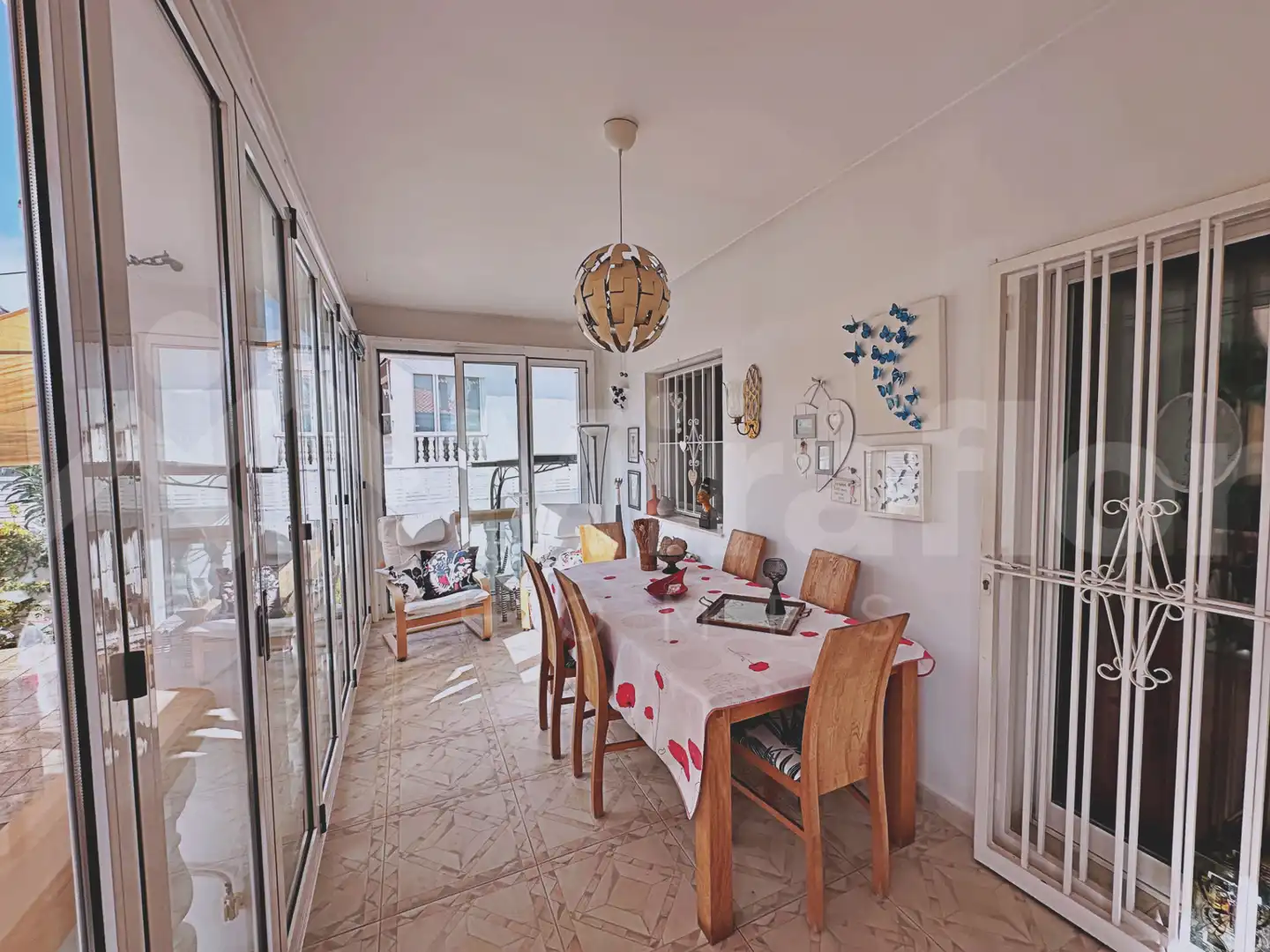 Casa aparellada amb piscina en venda a Urbanització L,almunia 1a Fase 116, imagen 4