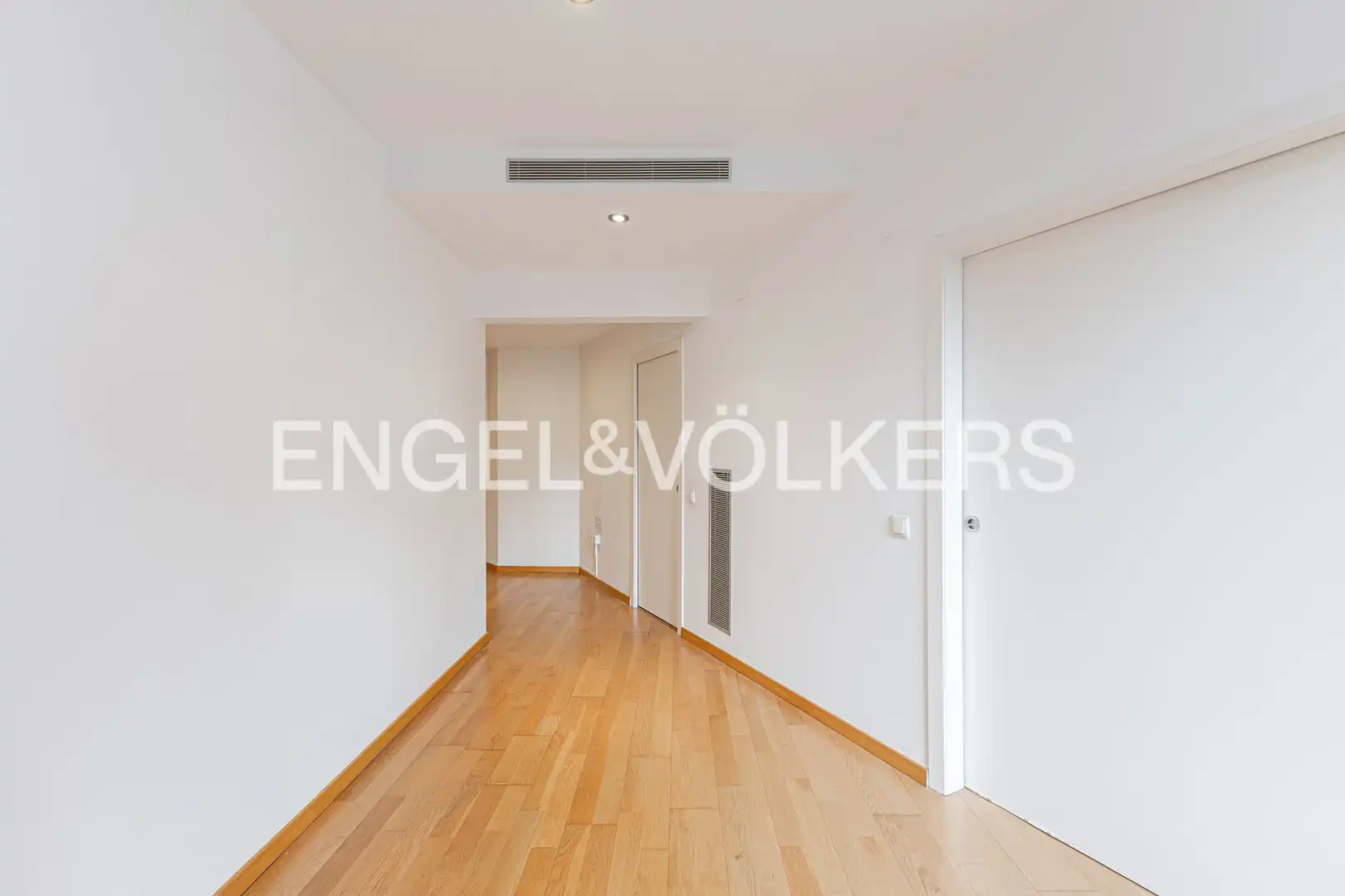 Piso en venta en Barcelona con Aire acondicionado, Calefacción y Parquet