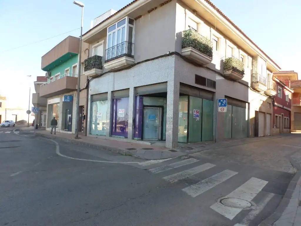 Local comercial en venda a Pedanías Este