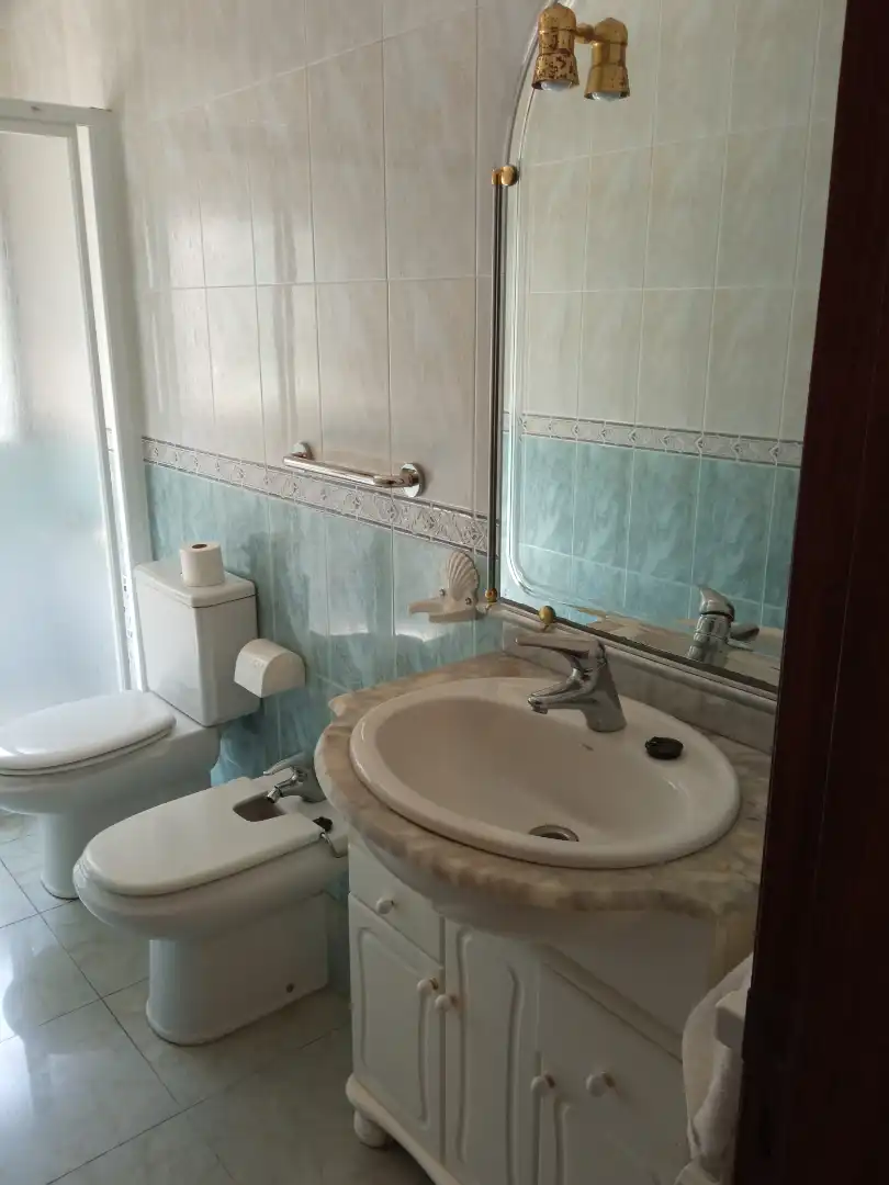 Bany de Casa o xalet en venda en Cambados amb Calefacció, Jardí privat i Traster