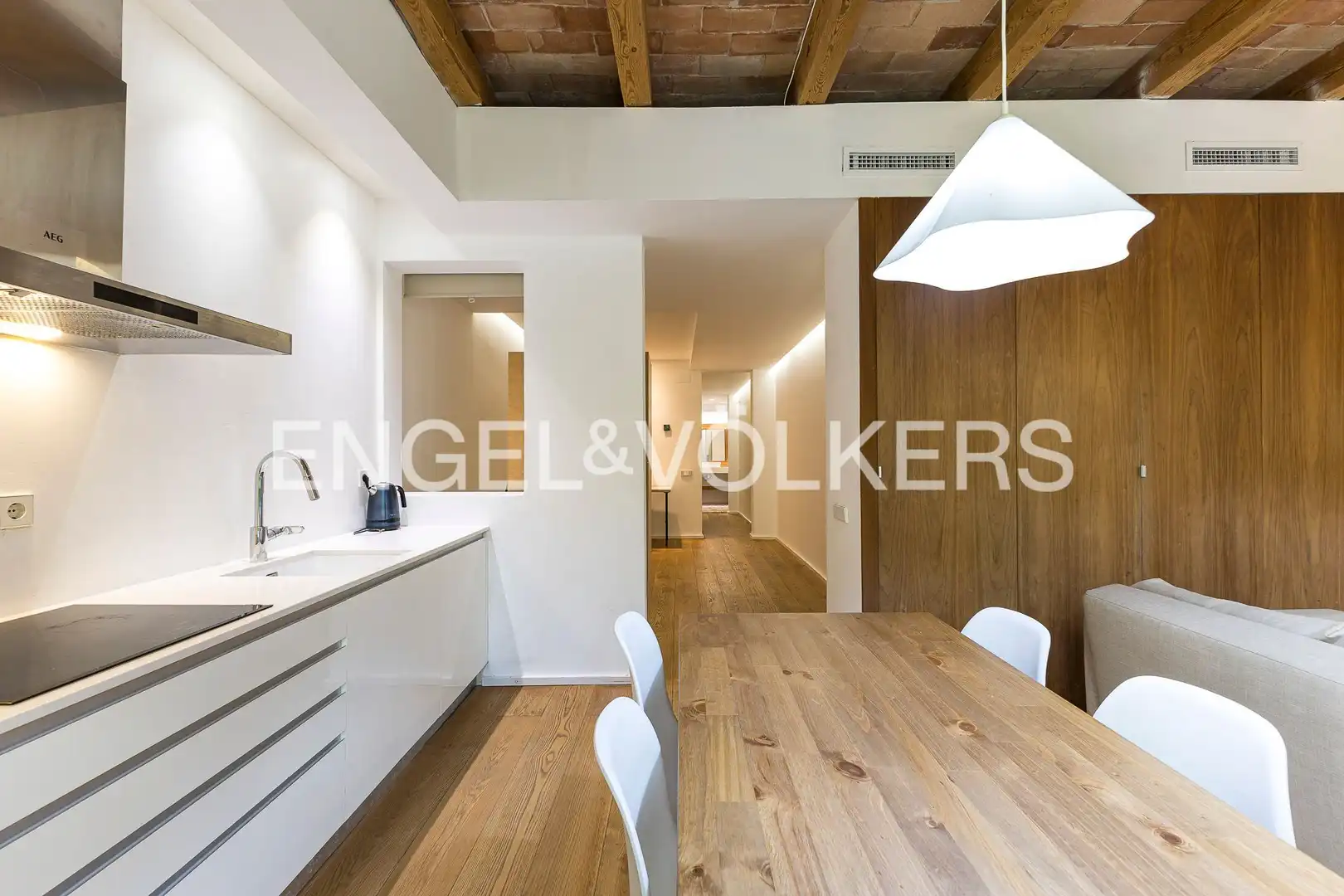 Cocina de Piso de alquiler en Barcelona con Aire acondicionado, Calefacción y Parquet