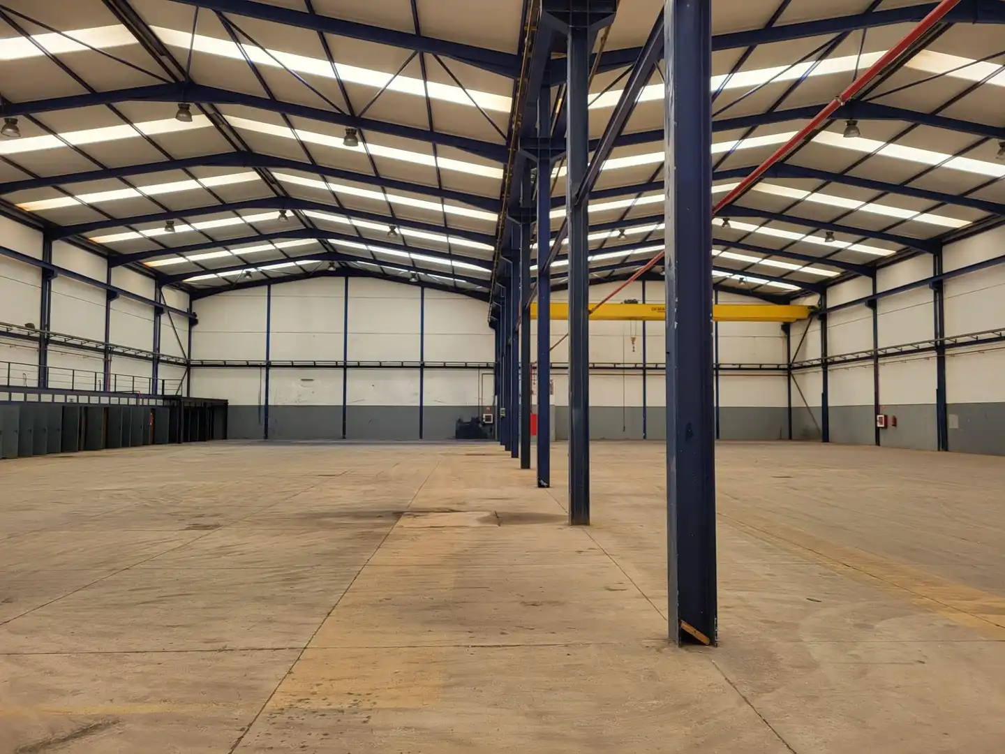 Industrial building to rent in Cruce de Arinaga, imagen 3