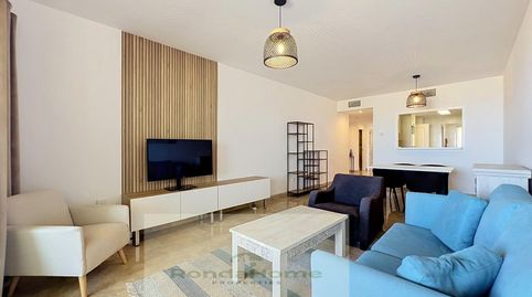 Exclusivo apartamento con vistas al mar, terraza y garaje en La Duquesa Golf