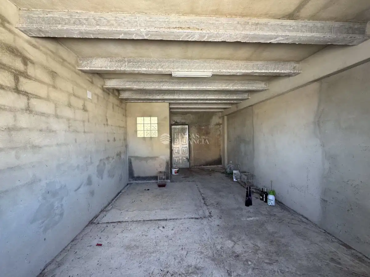 Edificio en venta en Soneja