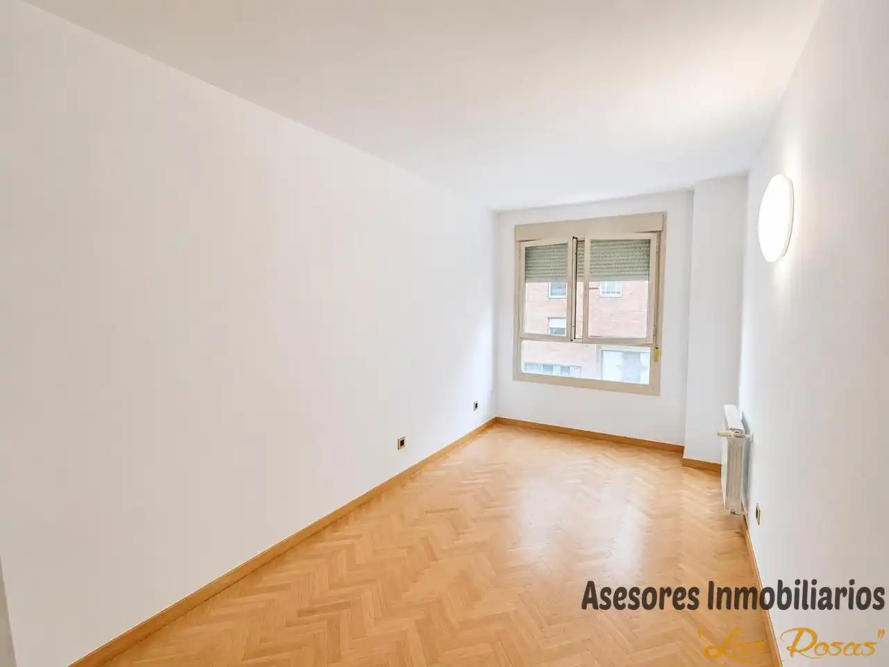 Schlafzimmer von Wohnung zum Verkauf in Madrid mit Klimaanlage, Heizung und Parkett