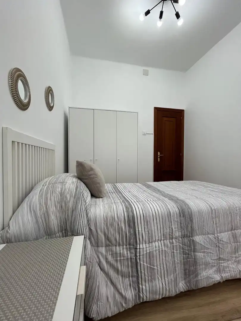 Bedroom of Flat for rent in Ferrol  with Heating