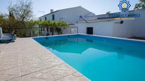 Swimming pool of Country house for sale in Torre del Campo  with Private garden, Terrace and Storage room