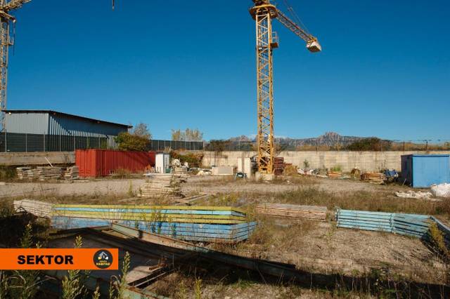 Terreno industrial en Venta en Els Hostalets de Pierola
