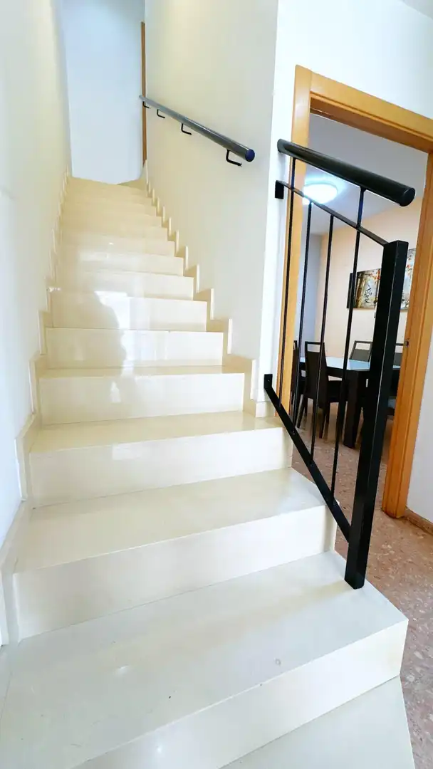 Casa adosada en venta en Castelló de Rugat con Aire acondicionado, Calefacción y Jardín privado