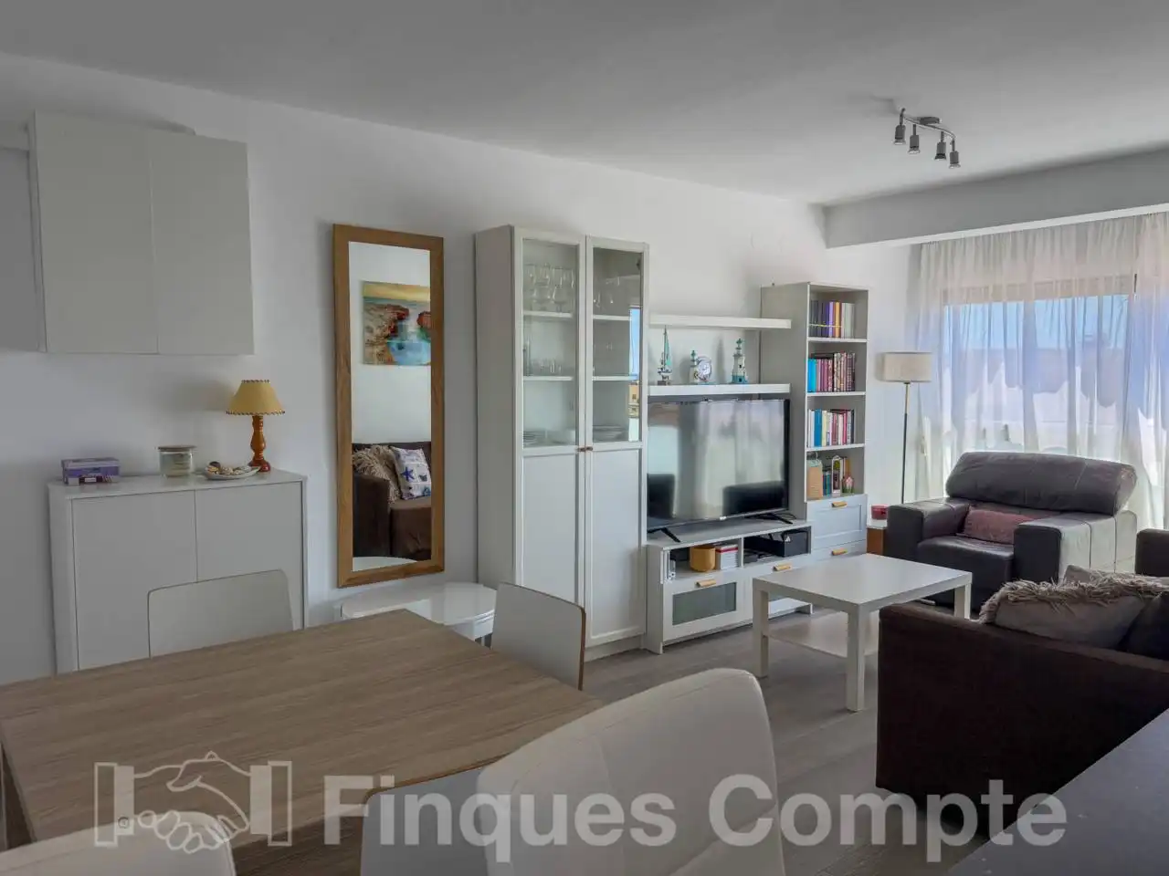 Sala d'estar de Apartament en venda en Roda de Berà amb Aire condicionat, Terrassa i Traster