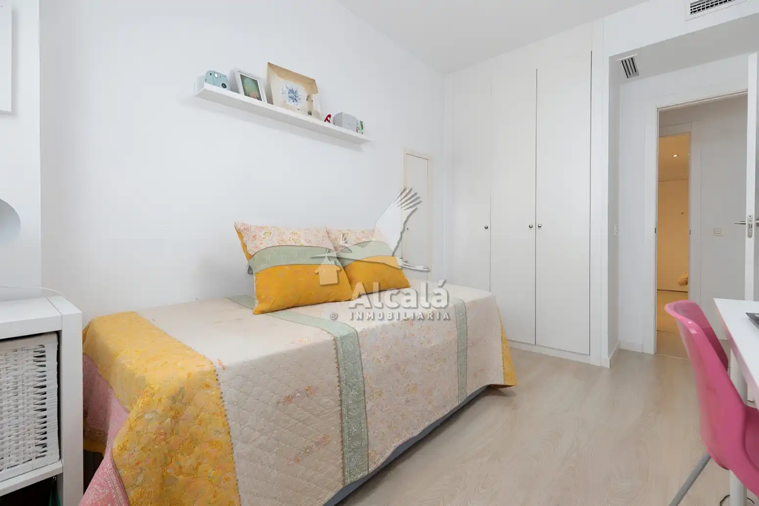 Schlafzimmer von Wohnung zum Verkauf in Alcalá de Henares mit Klimaanlage, Heizung und Terrasse