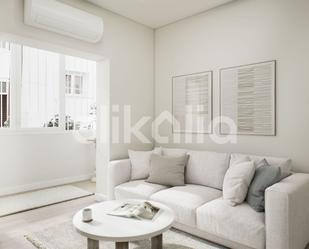 Living room of Flat for sale in  Sevilla Capital  with Air Conditioner