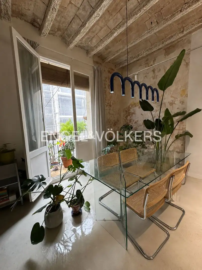 Comedor de Piso de alquiler en Barcelona con Aire acondicionado y Calefacción