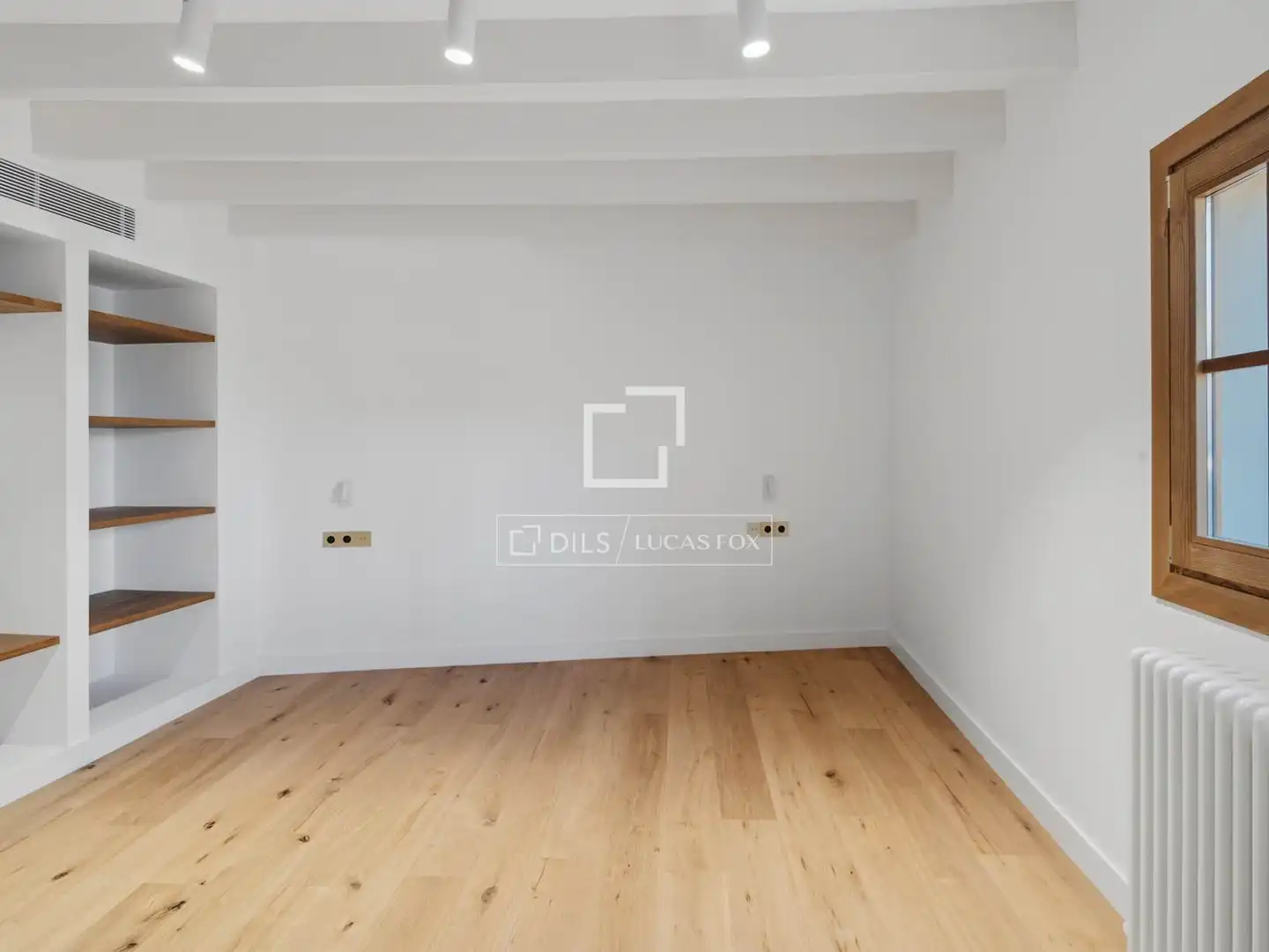 Houses for sale in Algaida  with Air Conditioner, Heating and Private garden