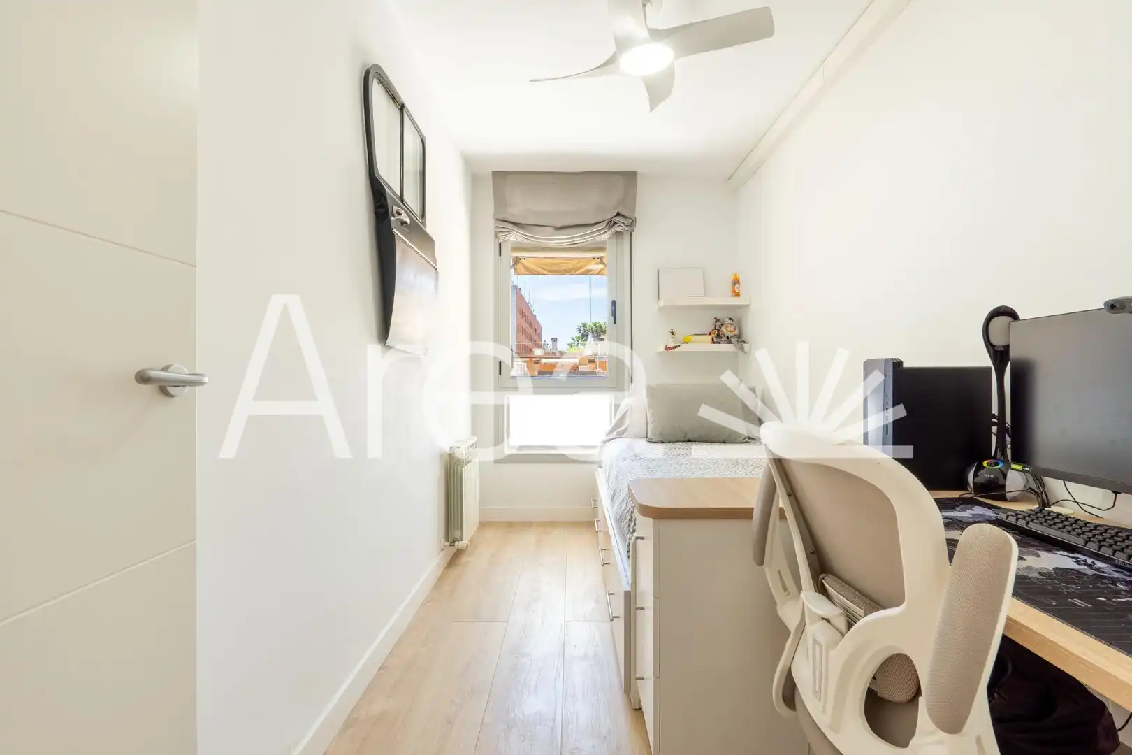 Bedroom of Flat for sale in Mataró  with Air Conditioner, Heating and Terrace