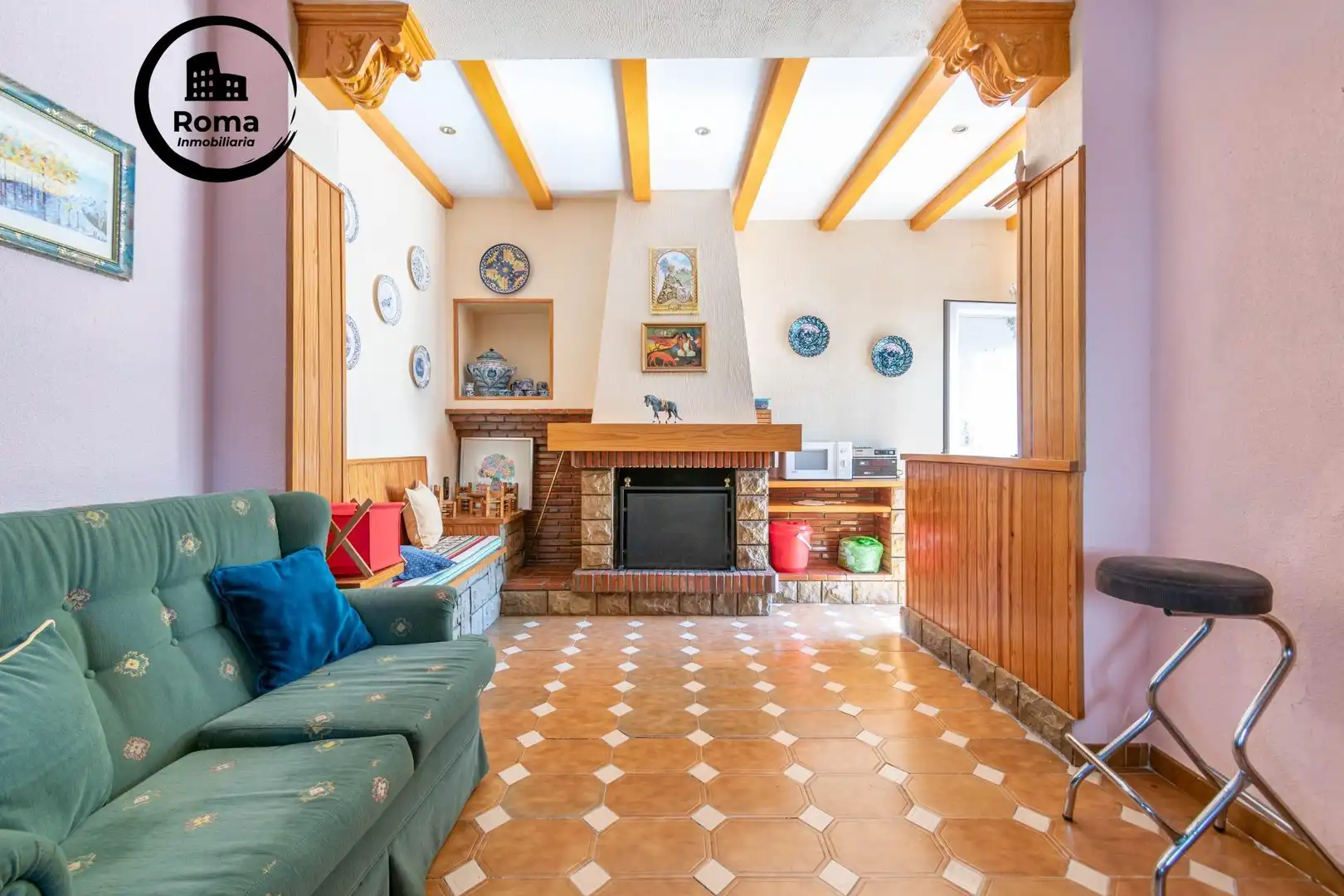 Casa aparellada amb terrassa en venda a Jun, imagen 52