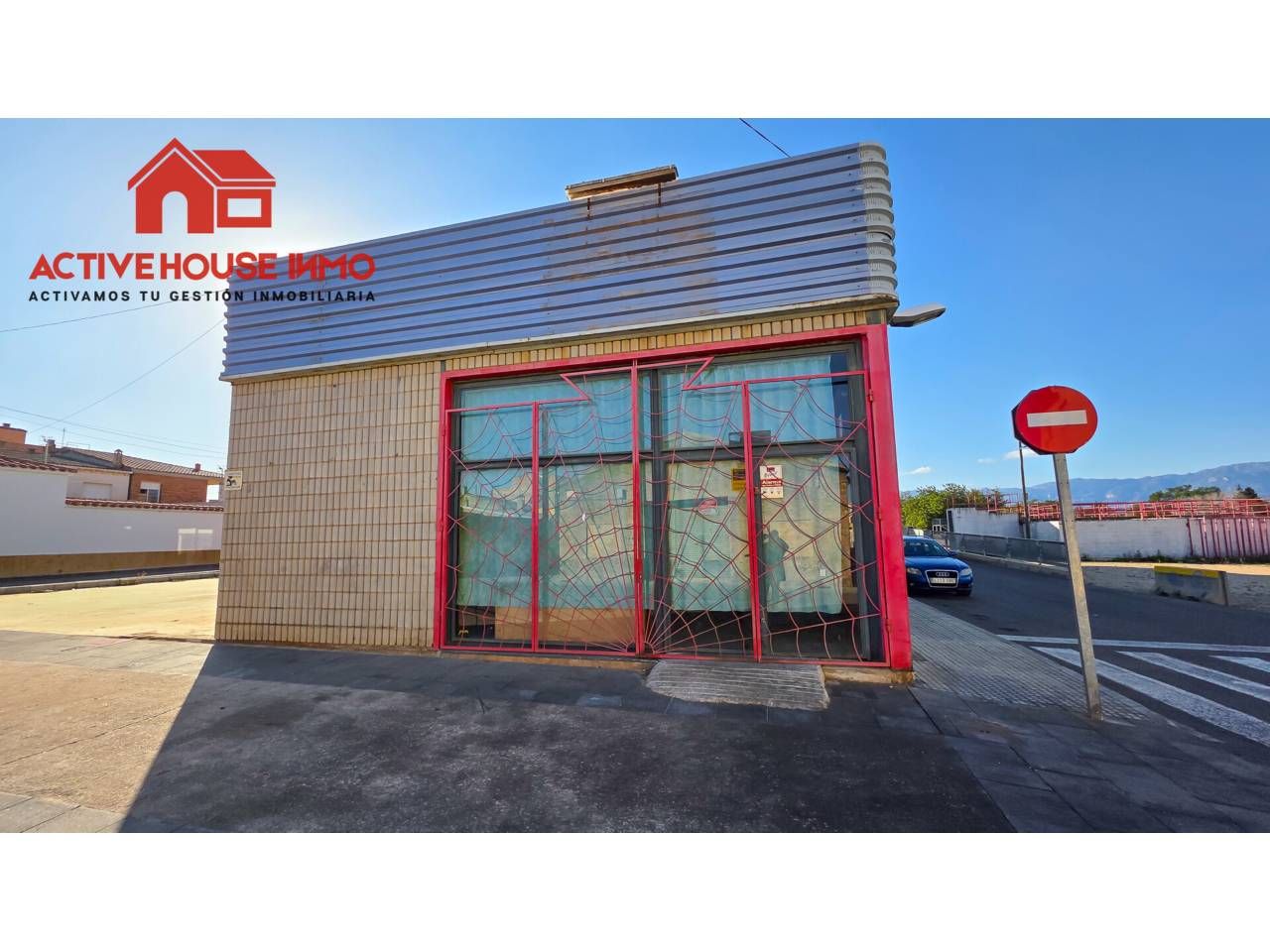 Exterior view of Premises for sale in Santa Bàrbara