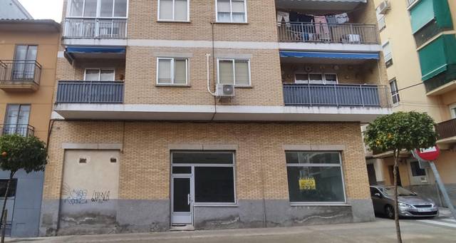 Local comercial en Alquiler en Calle Calle de Sor Valentina Mirón en Los Pinos - El Pilar