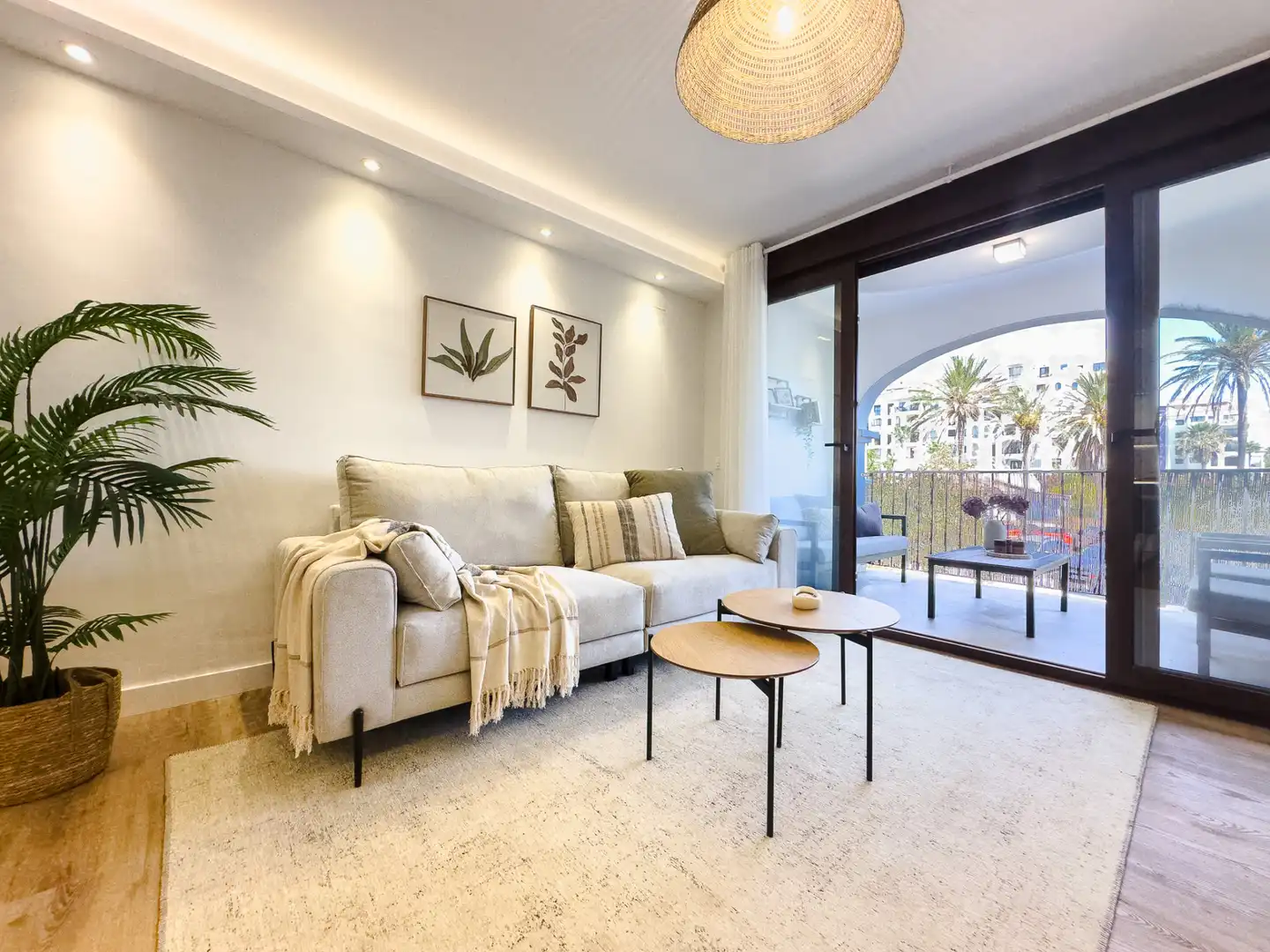Sala d'estar de Apartament en venda en Puerto de la Duquesa