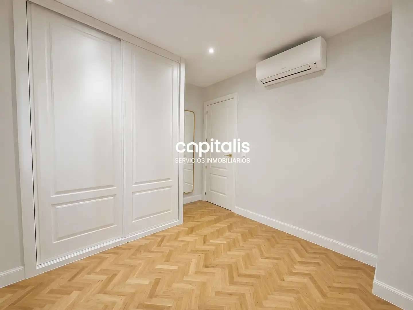 Schlafzimmer von Wohnung zum Verkauf in Madrid mit Klimaanlage, Heizung und Abstellraum