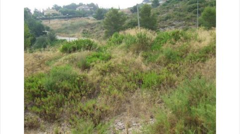 Parcela de 1865 m. Con toma de agua y luz eléctrica. Desmonte realizado en tres niveles con camino de acceso ya practicado. Ubicad, imatge 3