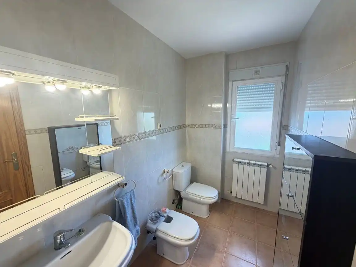 Bathroom of Houses for sale in Yebes  with Heating and Private garden