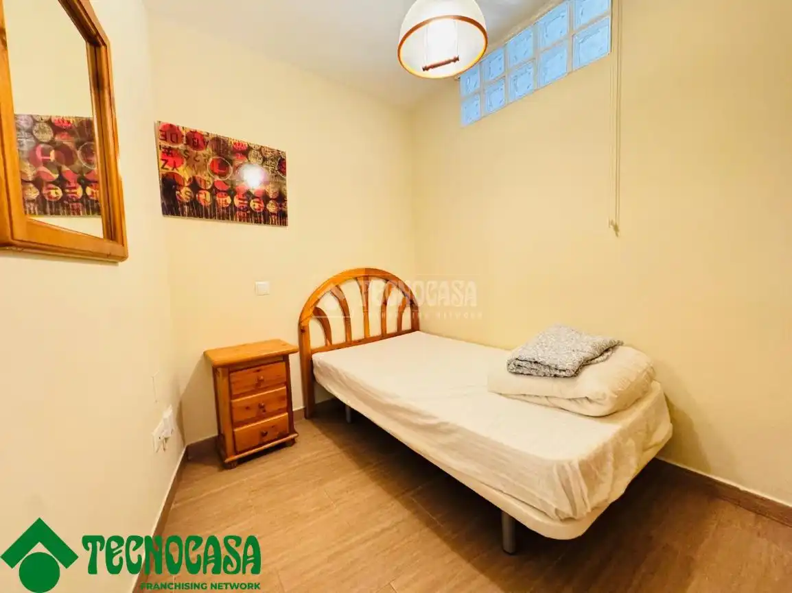 Bedroom of Flat for sale in Toledo  with Air Conditioner, Heating and Balcony
