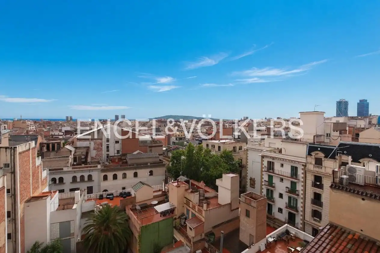 Vista exterior de Pis en venda en Barcelona amb Aire condicionat, Calefacció i Parquet