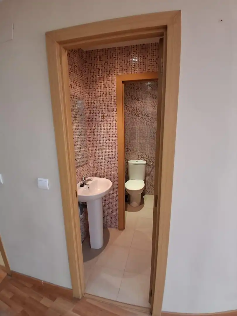 Bathroom of Commercial properties for rent in Morata de Tajuña