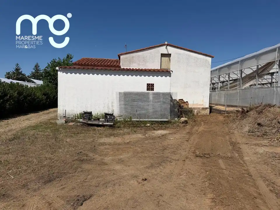 Finca rústica en venta en Vilassar de Mar con Jardín privado y Alarma