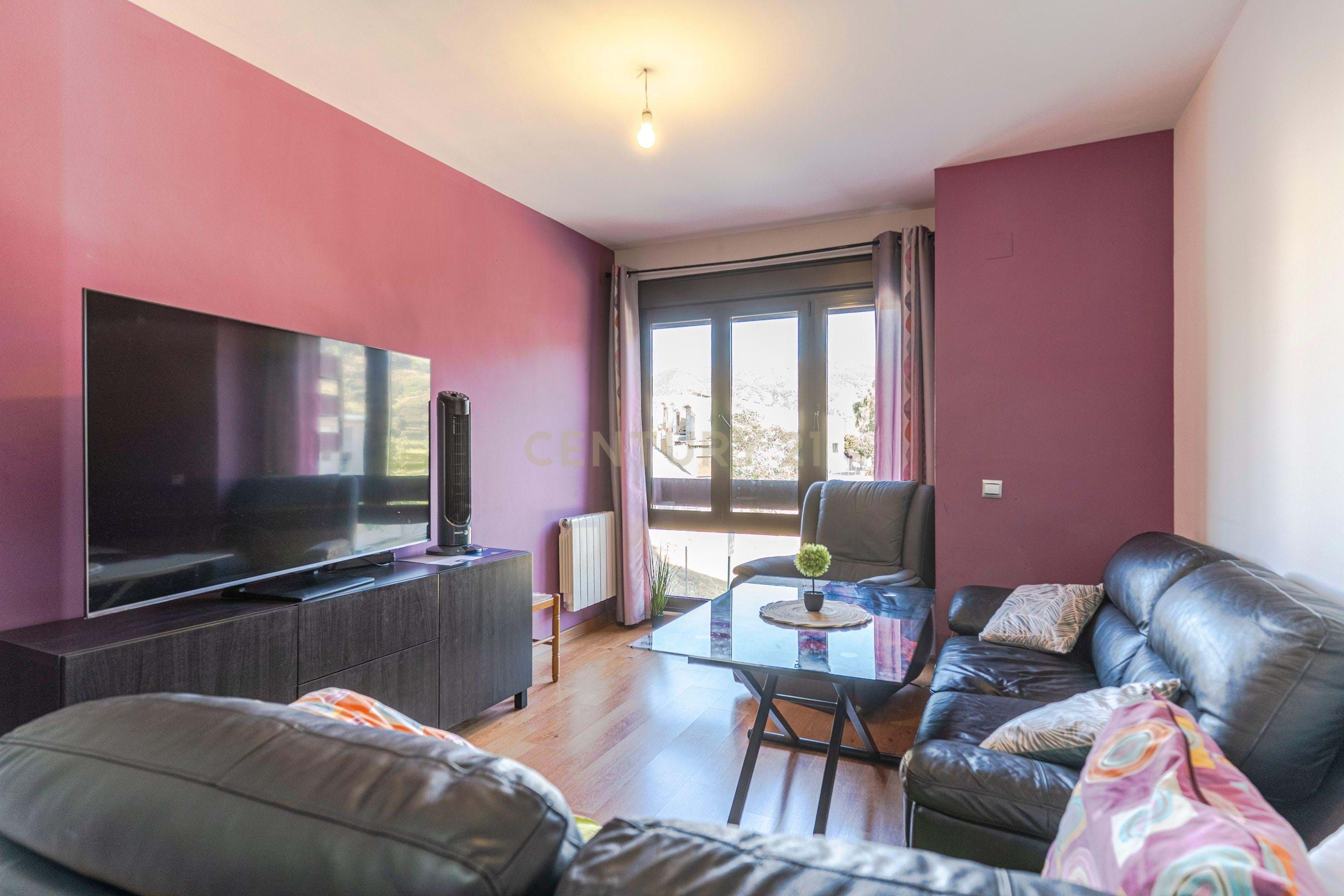 Living room of Flat for sale in  Granada Capital  with Heating and Terrace