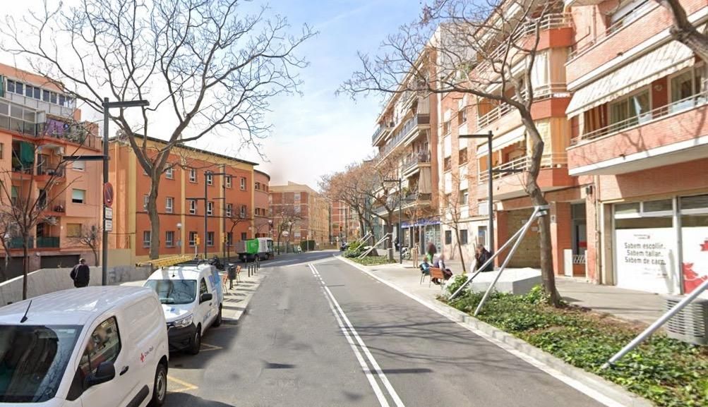 Vista exterior de Pis en venda en  Barcelona Capital amb Jardí privat i Terrassa