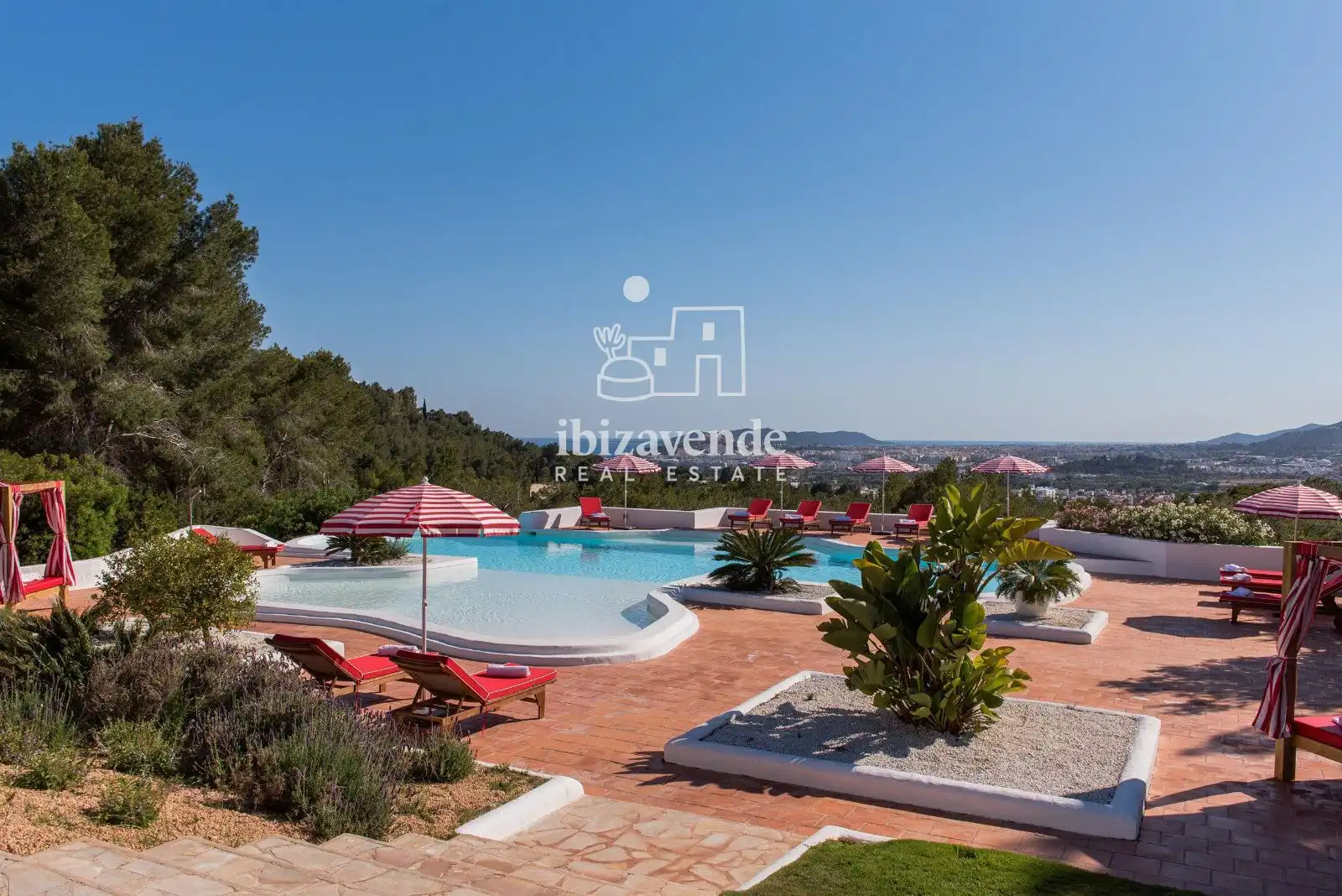 Casa o chalet de alquiler en Santa Eulària des Riu con Aire acondicionado, Calefacción y Terraza