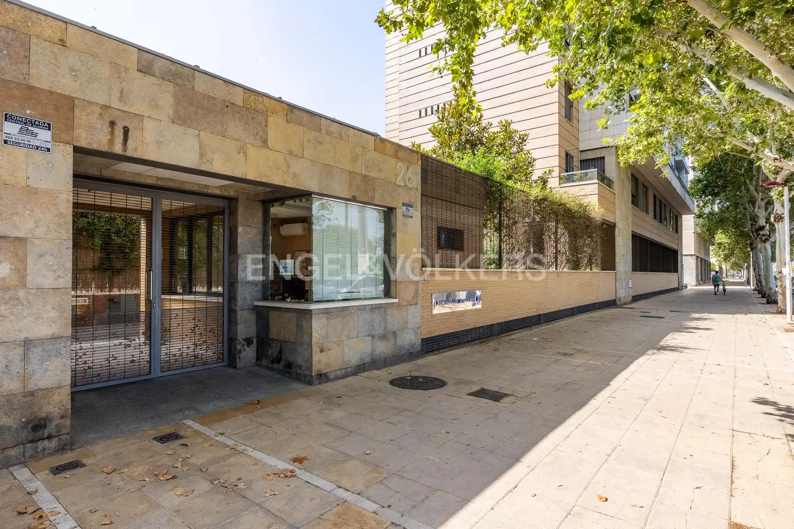 Exterior view of Flat for sale in Sevilla  with Air Conditioner, Heating and Private garden